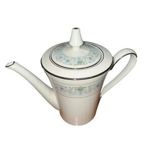 Noritake 7569 MONTELEONE 6-Cup Coffee Pot Excellent Condition